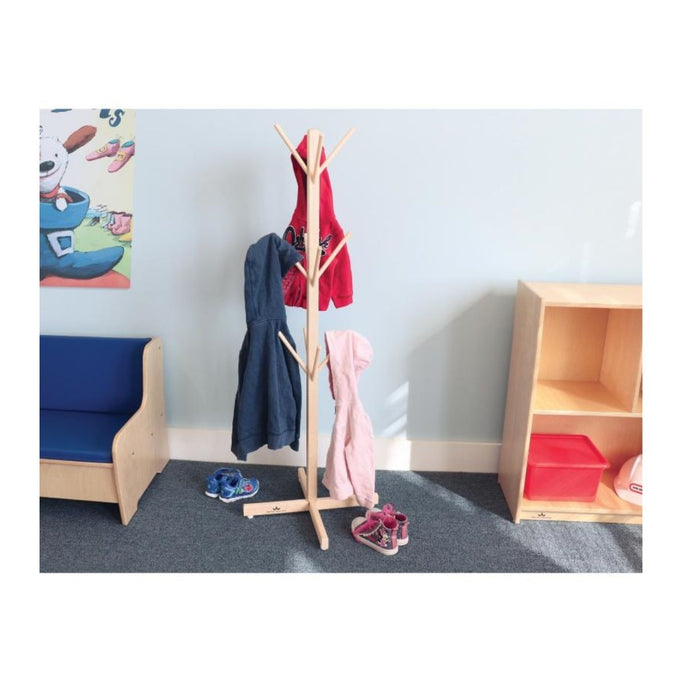 Dress Up Tree With Pegs